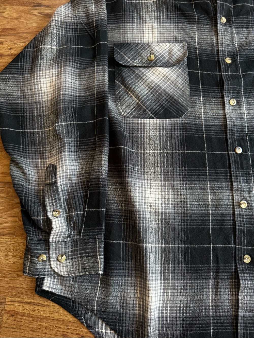 Men's Black & Gray Ombre Plaid Button-Down Shirt - Picture 2 of 8
